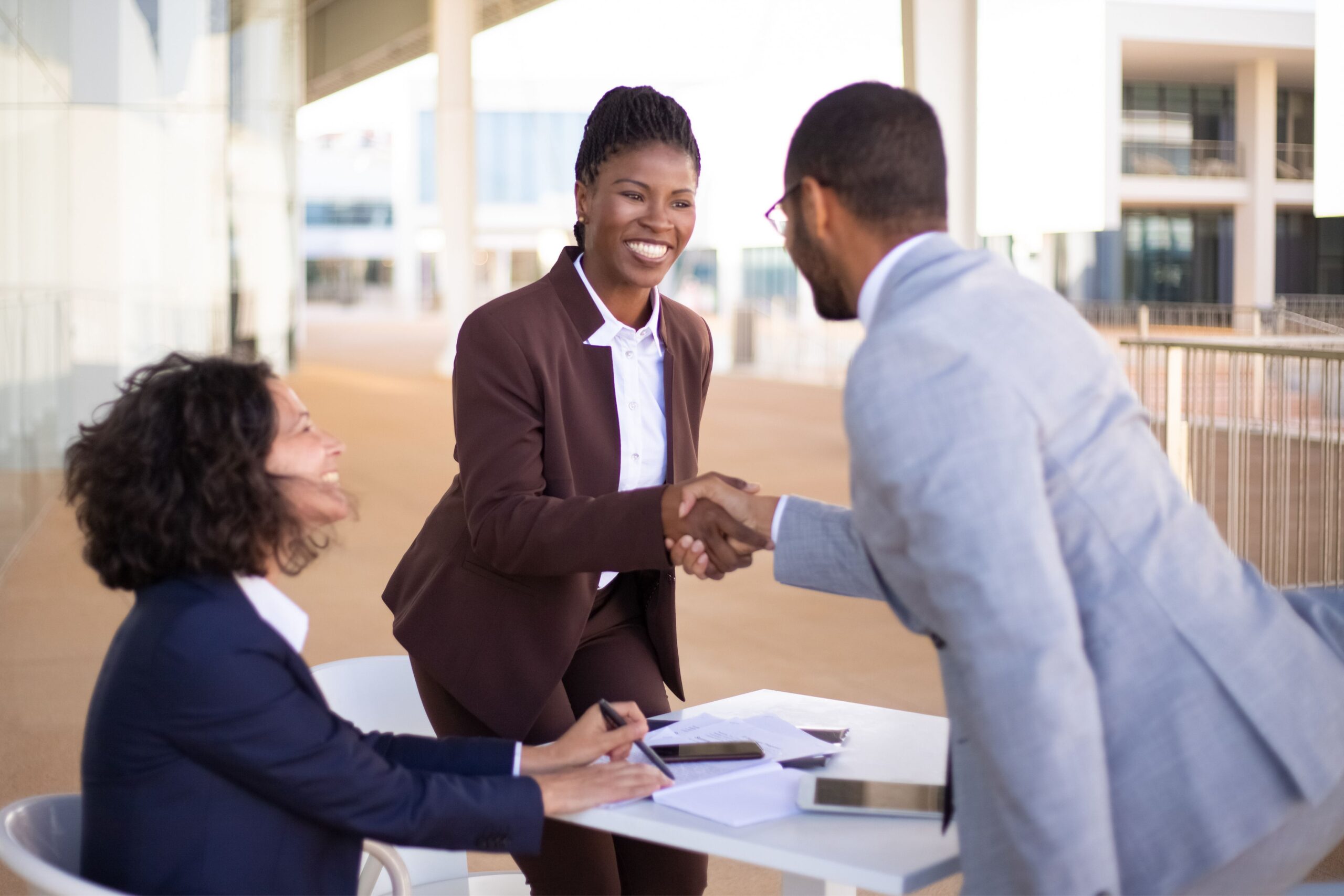 Dual agent meeting landlord and tenant