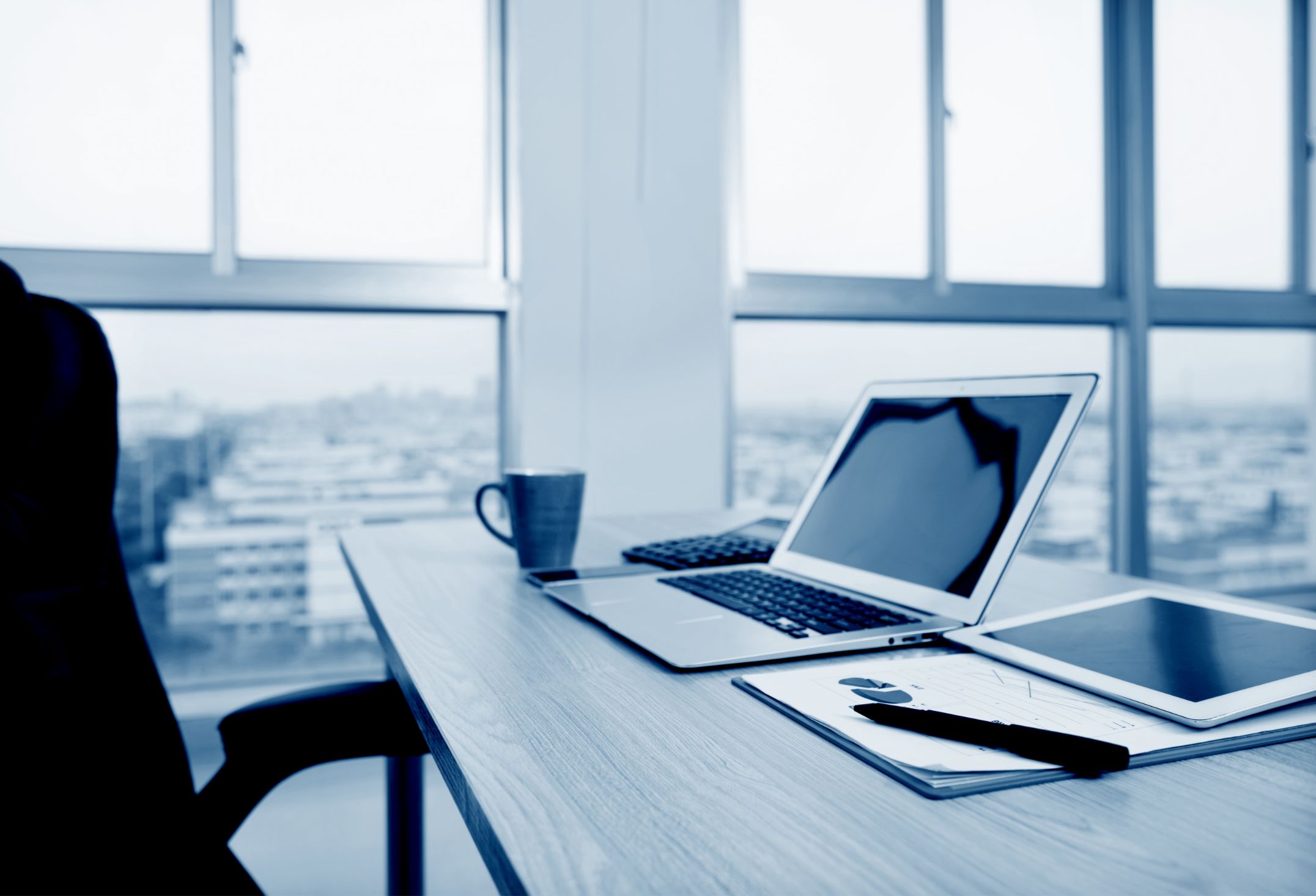 Office desk to rent